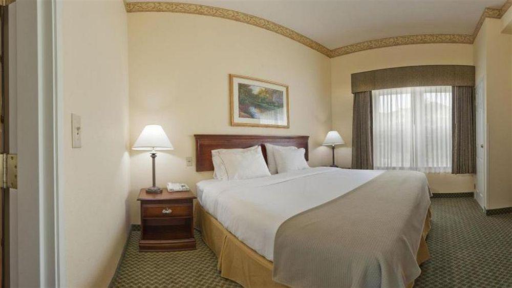 Holiday Inn Express Hotel & Suites St. Louis West-O'Fallon By Ihg Bilik gambar