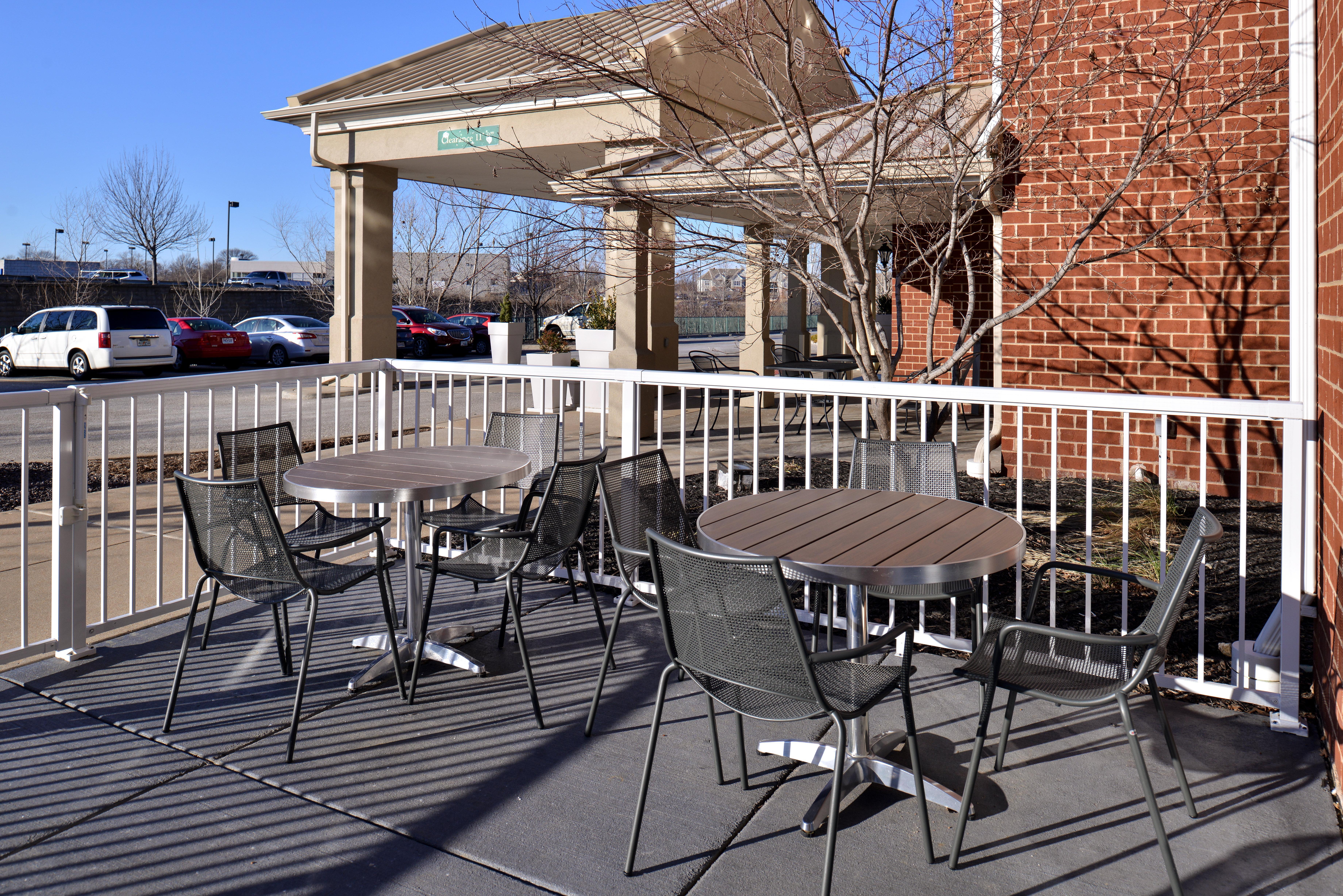 Holiday Inn Express Hotel & Suites St. Louis West-O'Fallon By Ihg Luaran gambar
